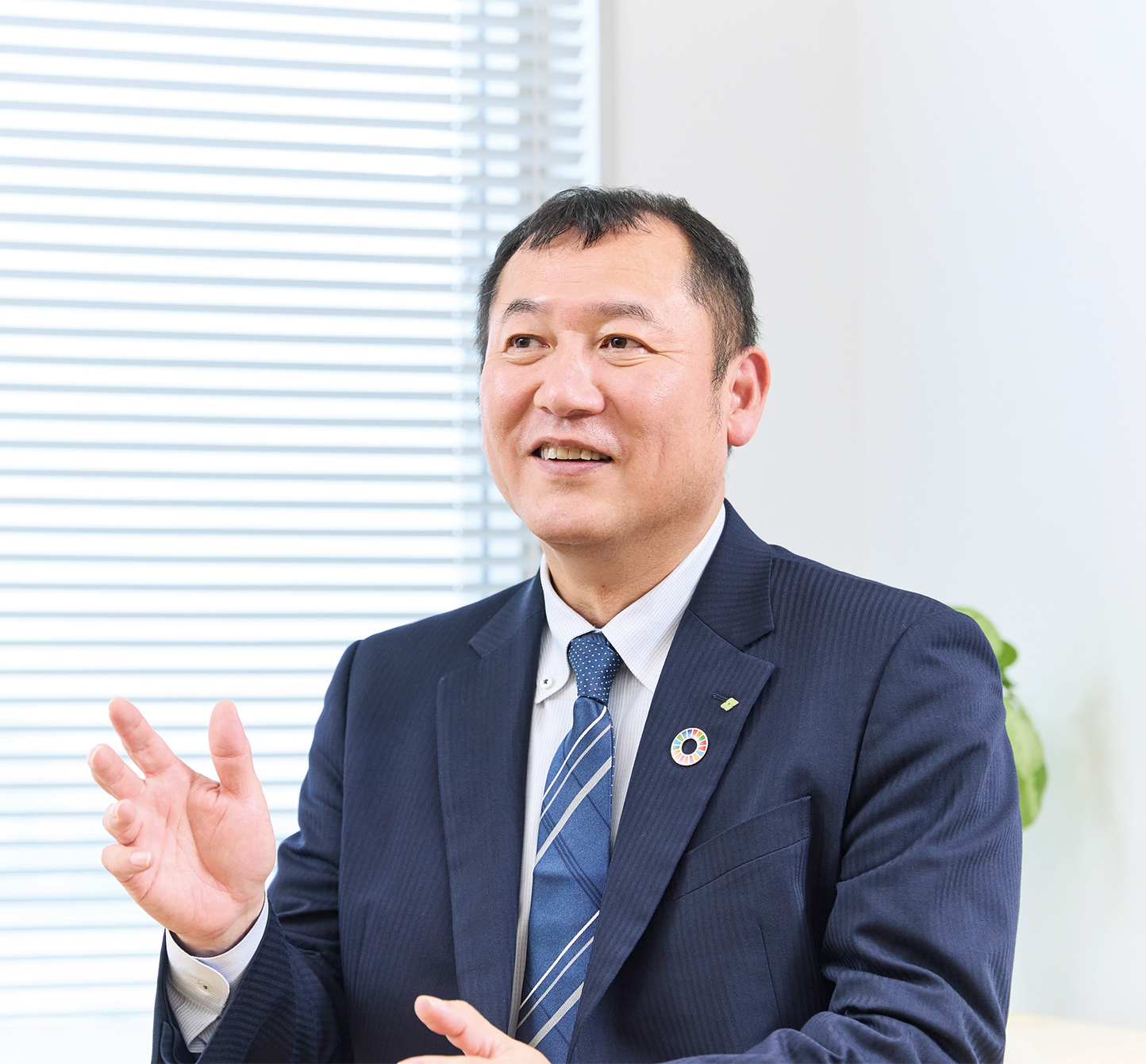 グローバルマーケティング本部長 岸 豊昭
